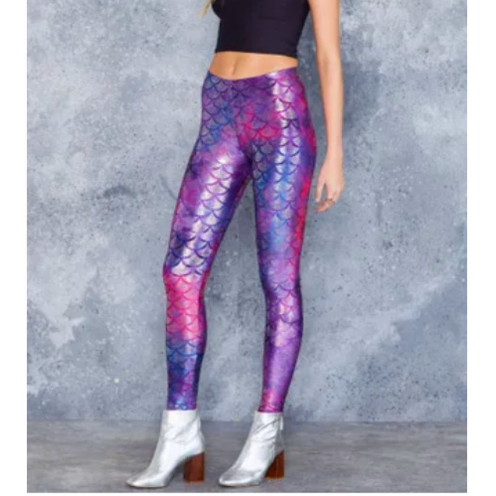 💥Blackmilk Mermaid Tie Dye Legging~LIMITED Size XS - Picture 2 of 7